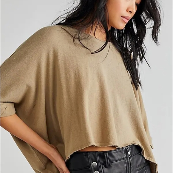 We The Free Tops - Free People We The Free CC tee slouchy Sz Small